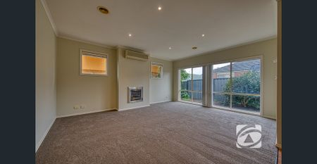 UNBEATABLE CONVENIENCE - Photo 3