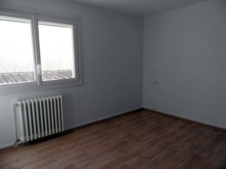 Location Appartement 3 pièces 65m² - Photo 4