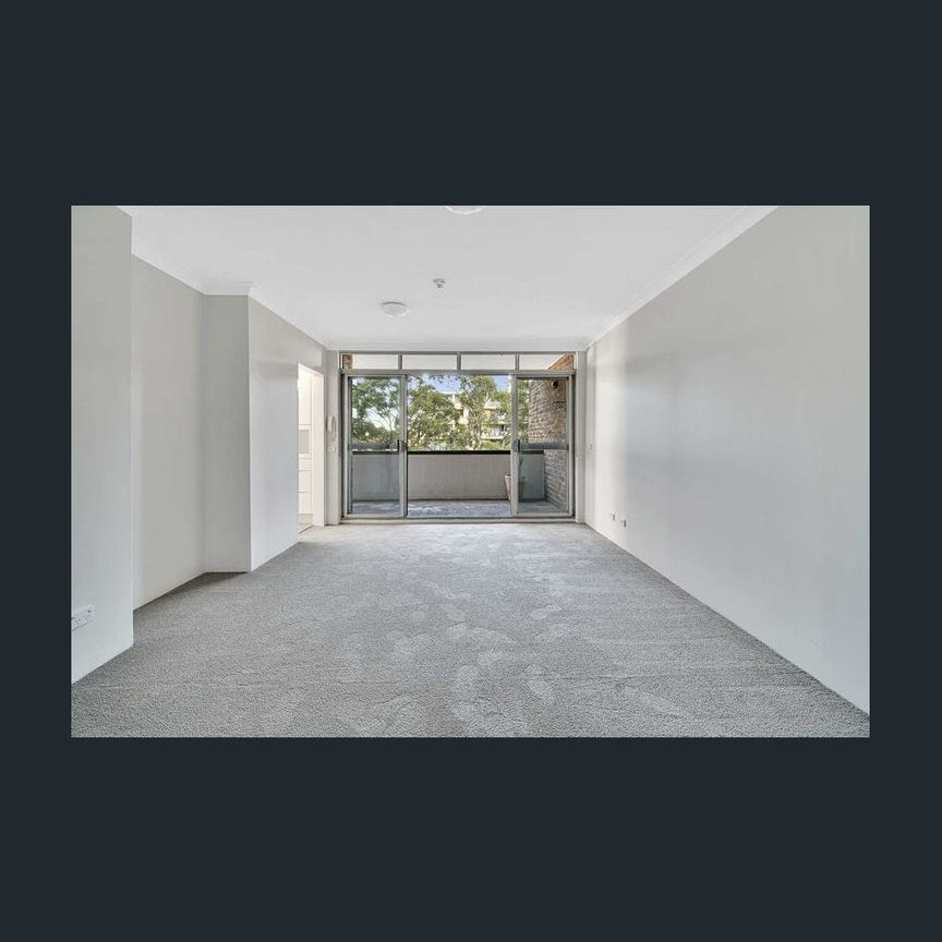 Generous apartment in a convenient position - Photo 1