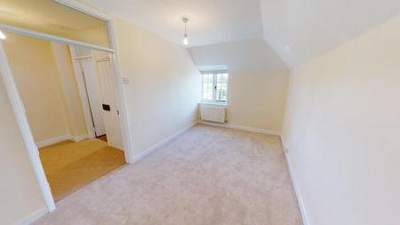 2 bedroom semi-detached house to rent - Photo 4