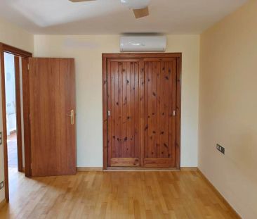 Casa o chalet de alquiler en Avinguda Sant Pere Abanto, Caldes d'Es... - Photo 3