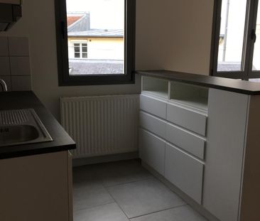 Location Appartement 2 pièces 42m² FONTAINEBLEAU 77300 - Photo 3