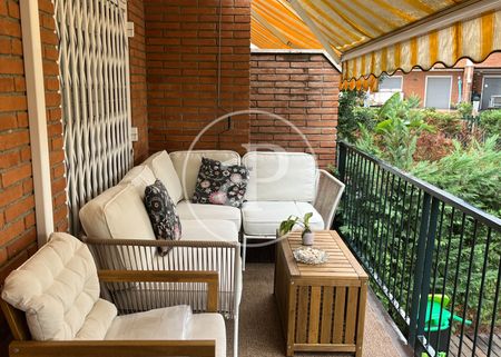 Semi-detached house for rent in Gavà Mar - Photo 4