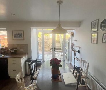4 Greenvale Grove, Antrim, BT41 1SW - Photo 3