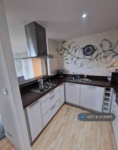 2 bedroom flat to rent - Photo 3