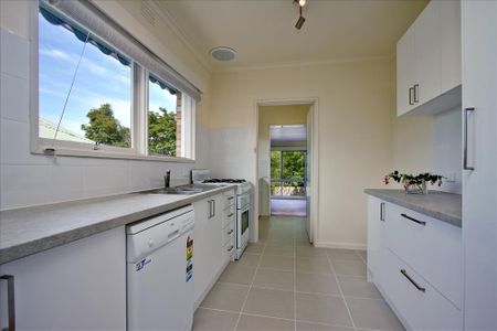 Box Hill North - Photo 2