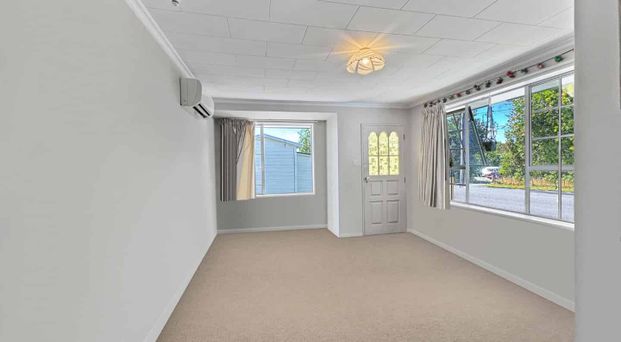 Welcome home to 14B Donald Street. - Photo 1