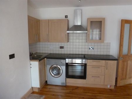 London Road - Photo 3