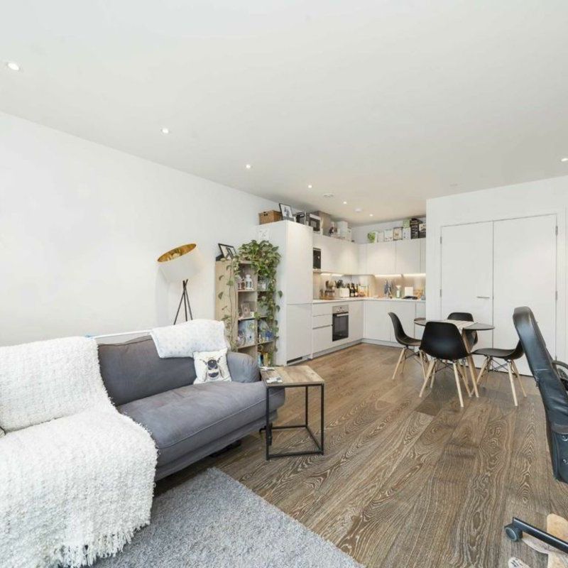 Albert Road, Maida Vale, NW6 - Photo 1