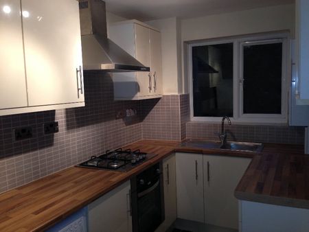 1 Bed Flat, Silver Birch Close, N11 - Photo 4