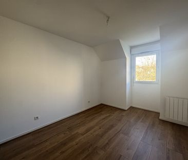 Location Maison 5 Pièces 98 m² - Photo 2