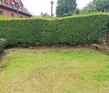 4 bedroom end of terrace house to rent - Photo 3