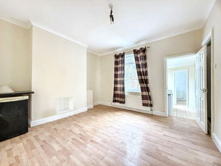 Dene Crescent, Shotton Colliery, Durham, Durham, DH6 2QU - Photo 3