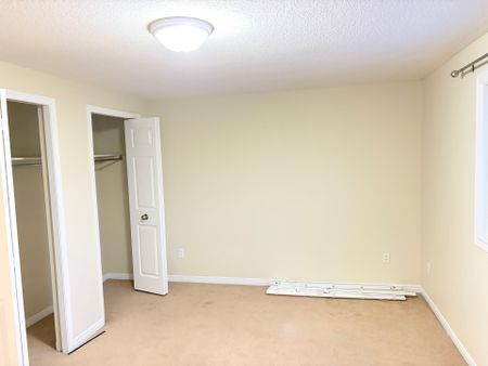 For Lease - 50 Howe Drive Unit# 12A, Kitchener, Ontario - Photo 2