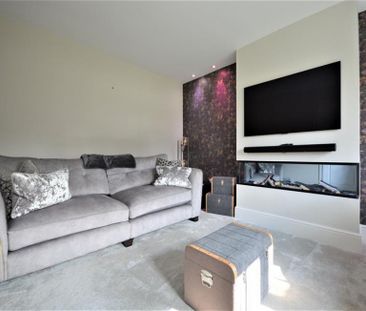 4 Bedroom Detached To Let - Photo 5