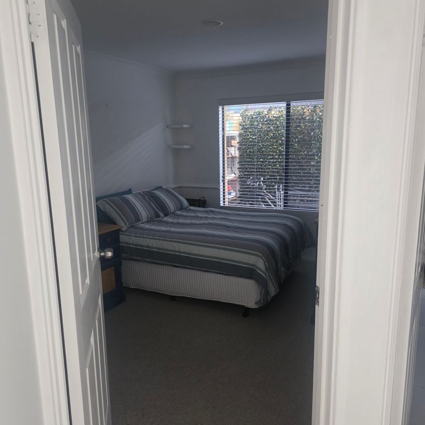 Ellenbrook - Photo 1