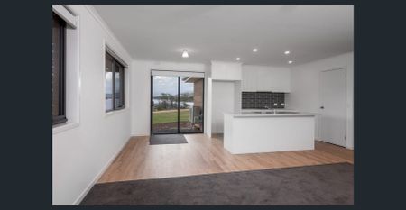 You new home awaits! - Photo 2