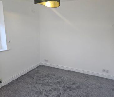 Sugar Lane, Knowsley, Prescot - Photo 6