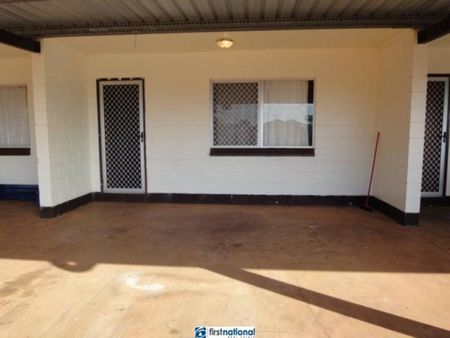 TWO BEDROOM UNIT CLOSE TO CENTRAL ATHERTON - Photo 4