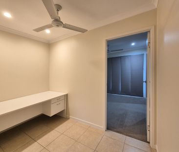 3 Bedroom Executive Family Home ! - Photo 4