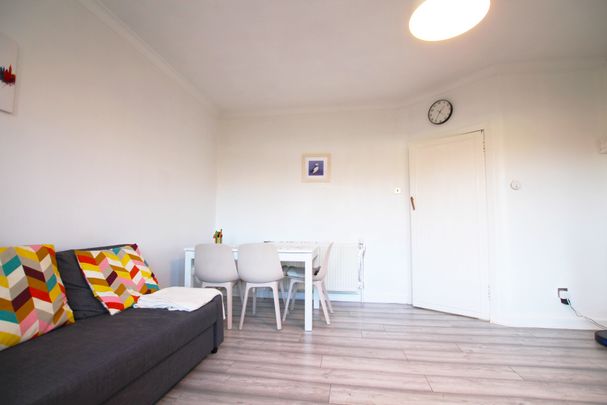 Stronvar Drive, Scotstounhill, Glasgow - Photo 1