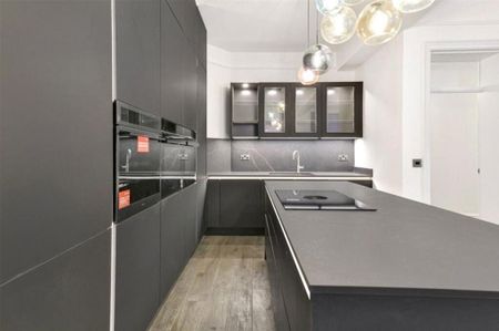 4 bedroom flat to rent - Photo 5