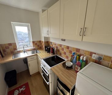 2 bedroom apartment to rent - Photo 5