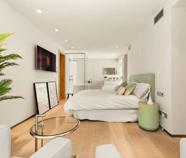 4 bedroom luxury Villa for rent in San Pedro de Alcántara, Spain - Photo 1