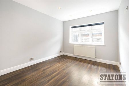 4 bedroom bungalow to rent - Photo 3