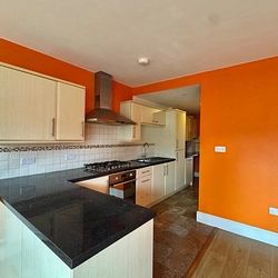 Canterbury Road, Margate, CT9 5DF, Kent - Photo 2