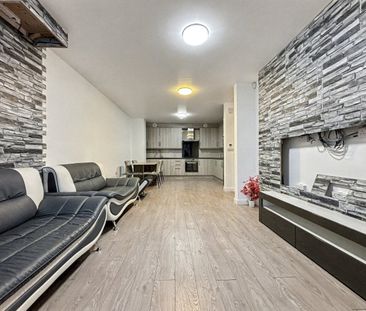 Burgess Avenue, London, NW9 - Photo 1