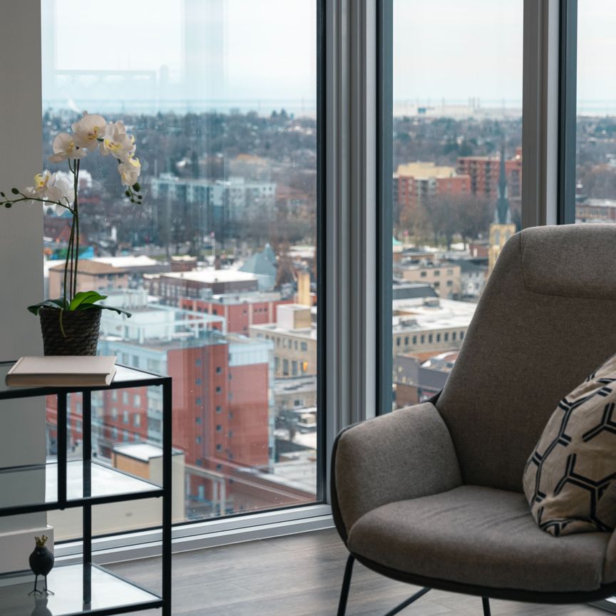 For Lease - 80 Bond Street Unit# 1612, Oshawa, Ontario - Photo 1