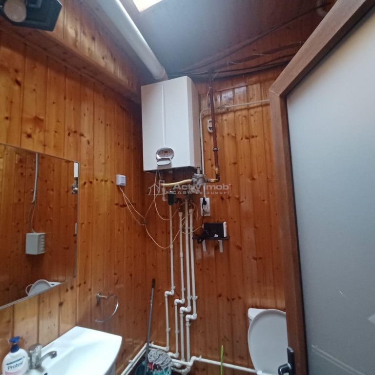 Vila Unirii Libertatii- George Cosbuc Strada Liveni - Fotografie 1