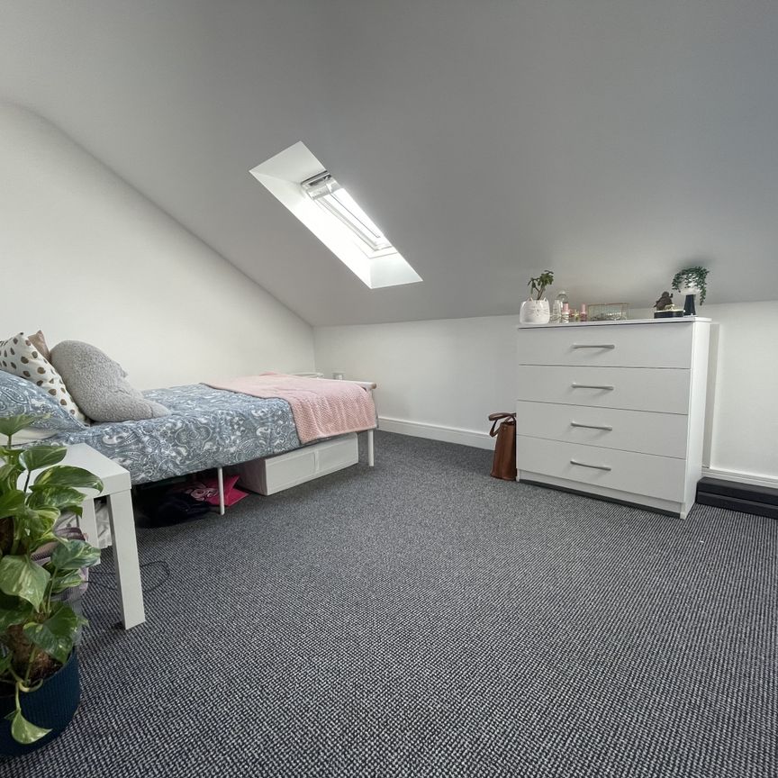 Flora Street, Cathays - Photo 1