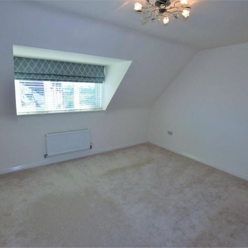 3 Bedroom Town House - Photo 1