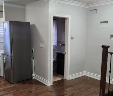 For Lease - 1017 Weston Road Unit# Upper Unit, Toronto, Ontario - Photo 6