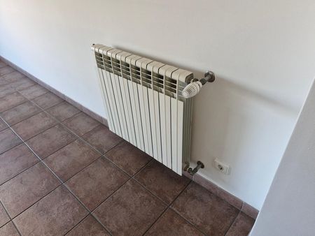 Apartamento T3 em zona central e com vista soberba sobre a cidade de Aveiro! - Photo 2