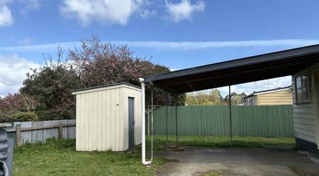 WOODVILLE - 3 BEDROOM - Photo 3