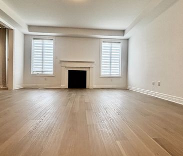 For Lease - 712 Newlove Street, Innisfil, Ontario - Photo 1