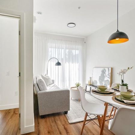 3 1/2 - Montréal (La Petite-Patrie) - 1 750 $/mois - Photo 4