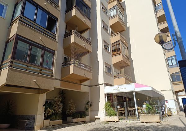 Apartamento T2 Remodelado e Mobilado no Moinho das Antas