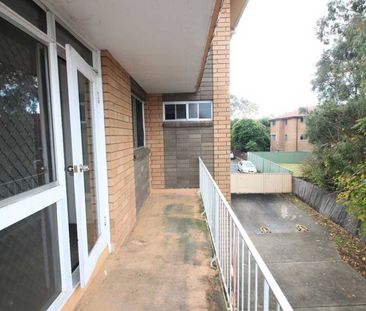10/11-13 Tavistock Road Homebush West - Photo 2