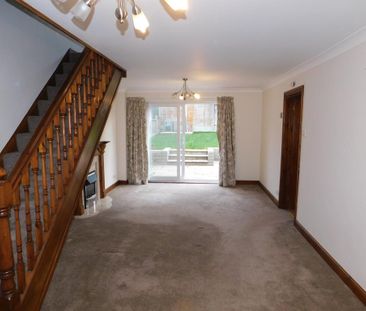 3 bedroom semi-detached house to rent - Photo 5