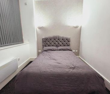 2 bedroom property to rent - Photo 6