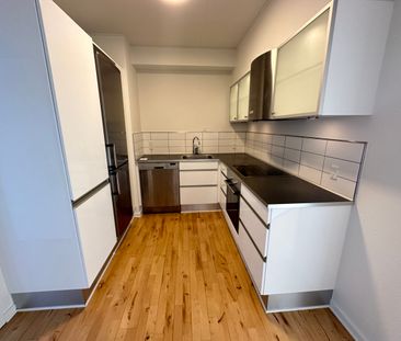 Indbydende lejlighed med altan i hjertet af Odense C - Foto 2