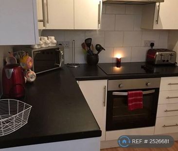 2 bedroom flat to rent - Photo 6