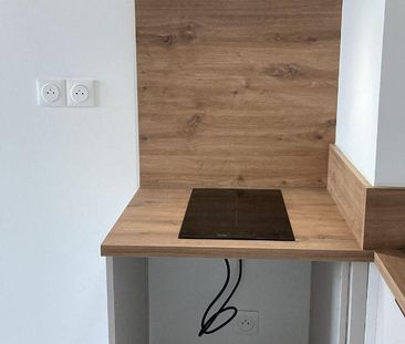 Location Appartement 2 pièces 38m² MONTPELLIER 34000 - Photo 5