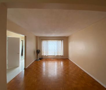 For Lease - 1 Kay Drive, Toronto, Ontario - Photo 4
