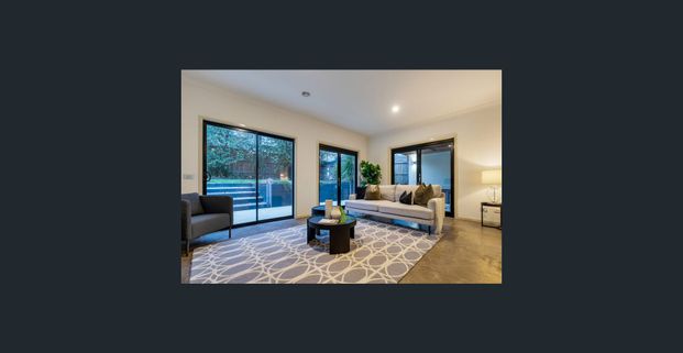 Luxury Family Living in Prestigious Mt Ridley Estate - Photo 1