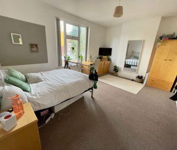 5 bedroom terraced house to rent - Photo 3